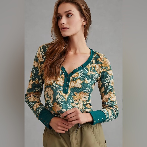 Pilcro Green and Yellow Fitted Long Sleeve Blouse - Picture 3 of 3